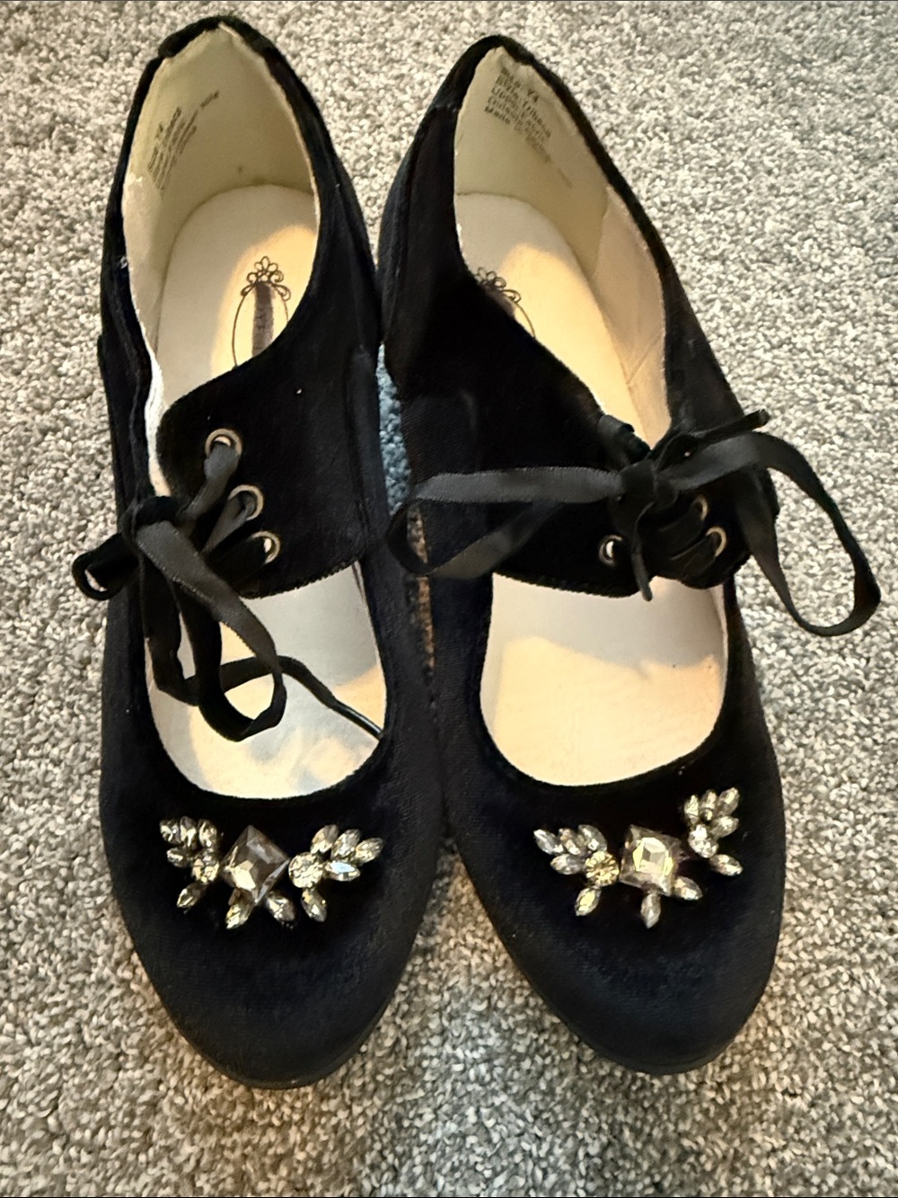 Joyfolie Tribeca Black Velvet Mary Jane Flats Youth Size 4